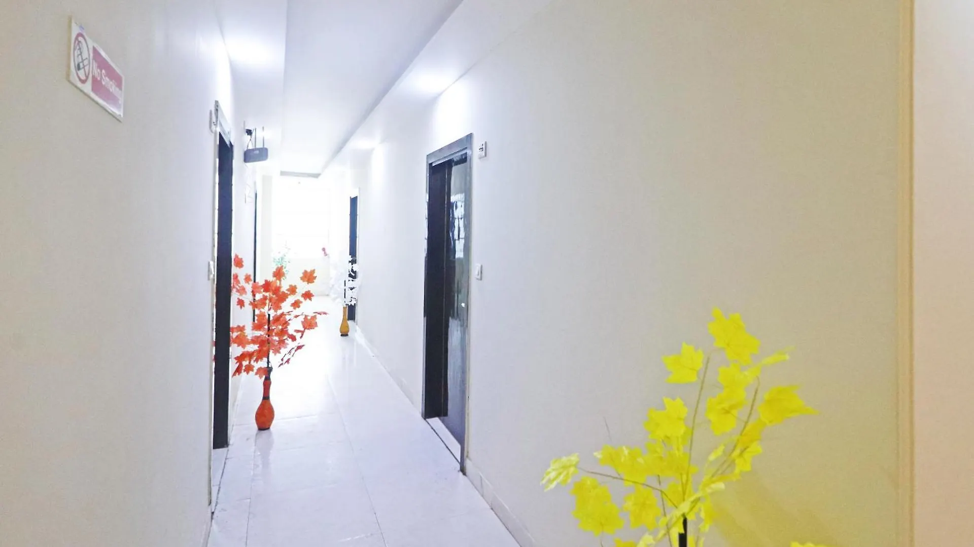 Hotel Qubic Near Igi Delhi Airport New Delhi